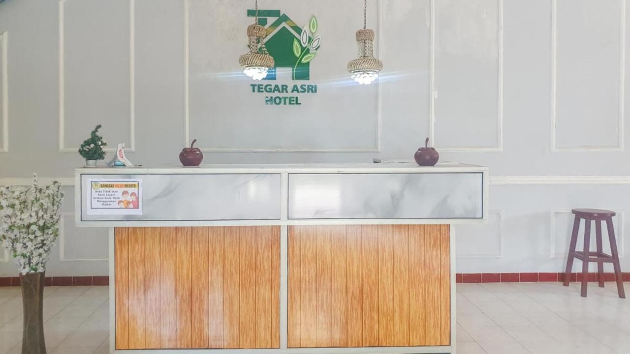 Hotel Reddoorz At Pujon Malang Batu  Esterno foto